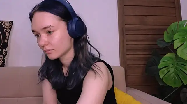 baby_onface webcam