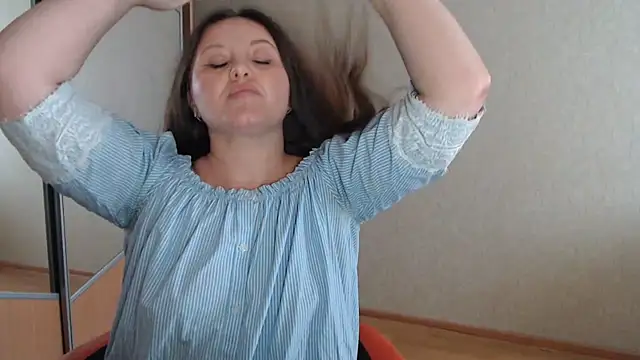 Katya_Weaver webcam