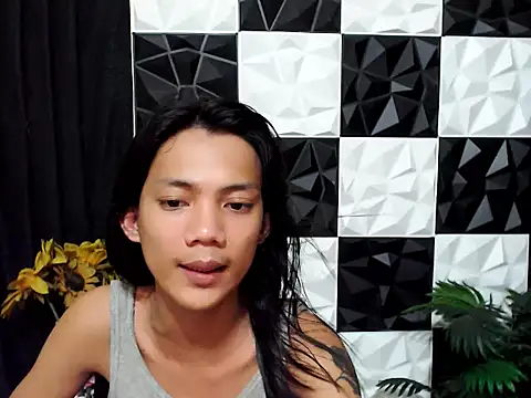 XwildCUcumberX webcam