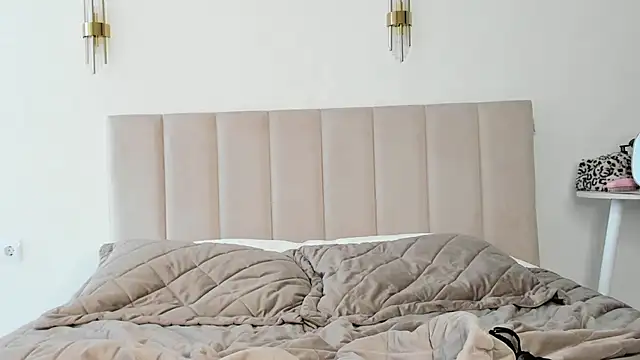 blonde_me webcam