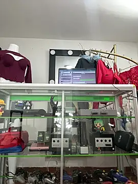 Gabriellaa19 webcam