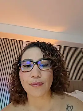 JuliRamirez webcam