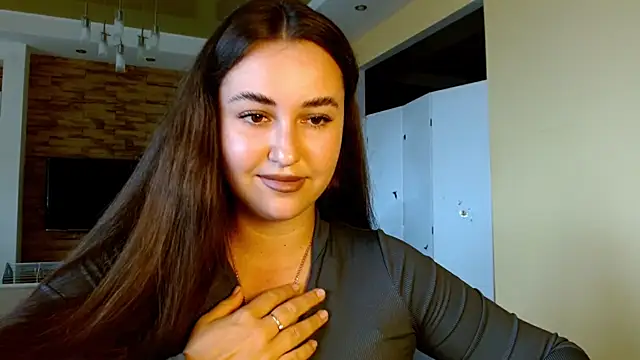 ElizabethJam live cam on StripChat