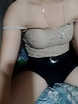 TrucBaby live cam on StripChat