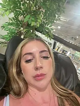 Amiraxevans webcam