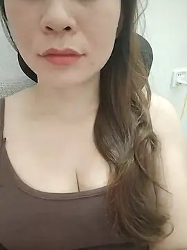 Snail_niE live cam on StripChat
