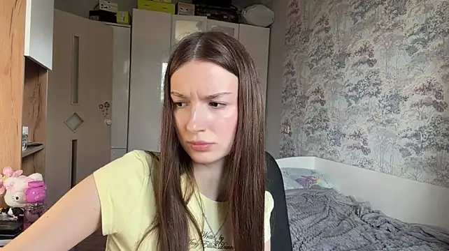MargoMarcell live cam on StripChat