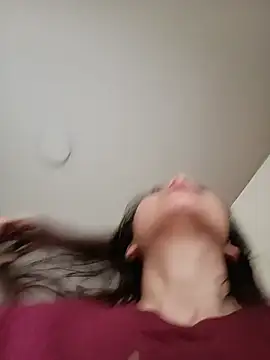 AuroraRenard live cam on StripChat