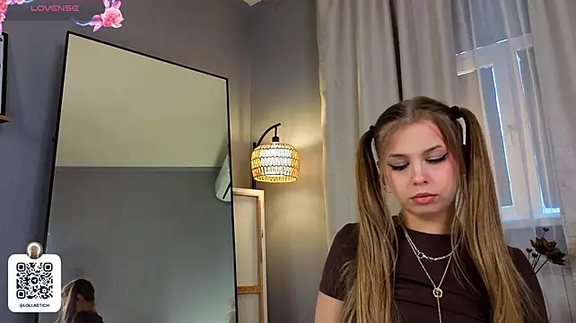LollaStich webcam