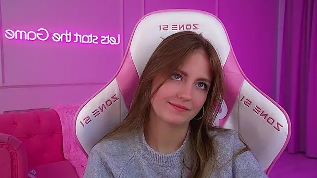 SofiaSarvains webcam