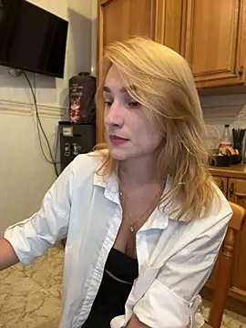 SugarDanger Live Webcam on Stripchat