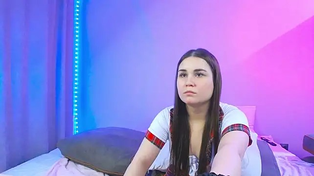 LucyMuur Live Webcam on Stripchat