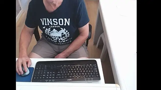 dutchpornking live sex cam
