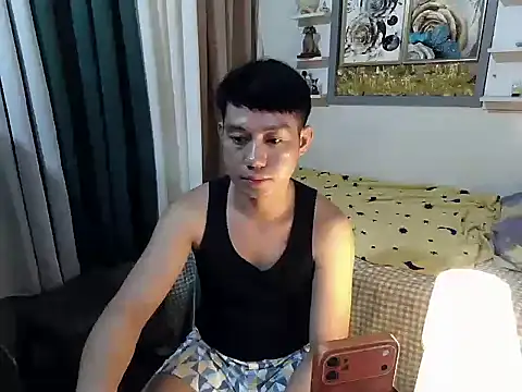 xshyboyx (M young) - FINDING FOR SERIOUS RELATIONSHIP