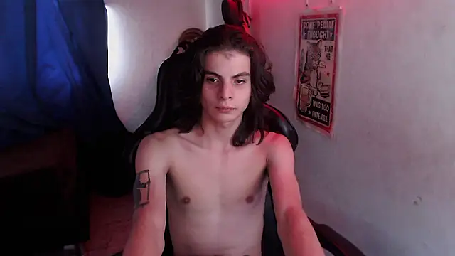 Elastic_Fantasy live cam on StripChat