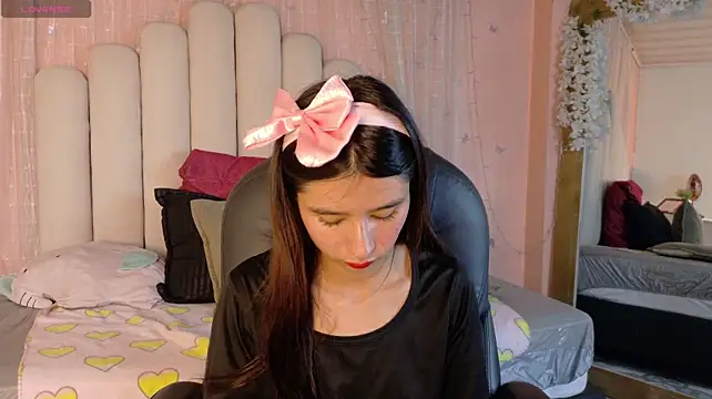 SweetRenata_ webcam