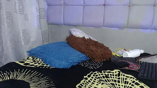 charlotte_brawn webcam