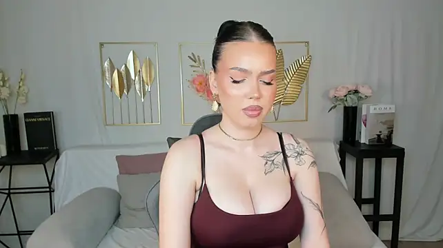 mistress_of_hearts webcam