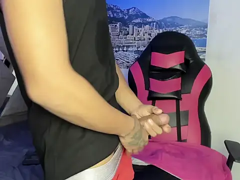 nova_mitchell7 webcam