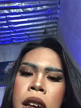 HOT_CUM_ELLA live sex cam
