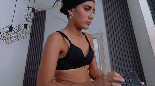 alexa_tapia1 webcam
