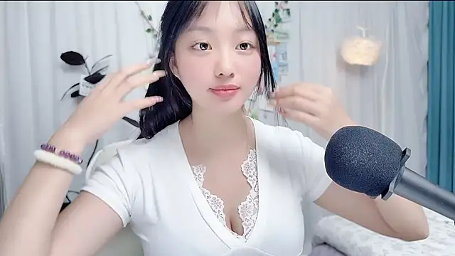 Winnie666999 live sex cam