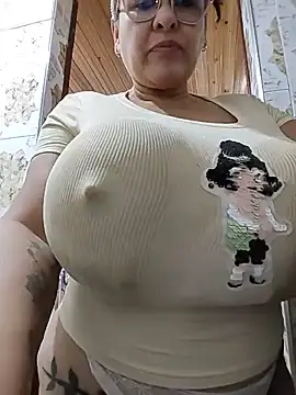 AlexxiaaMat webcam