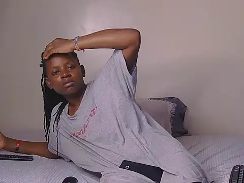 CocoTease33 live webcam