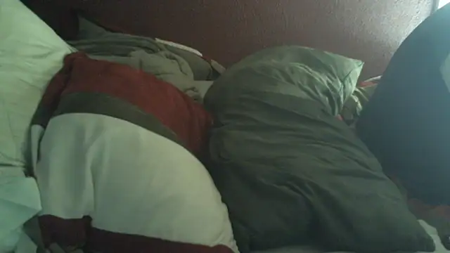 immikew1975 live cam on StripChat