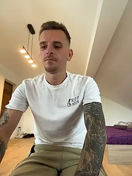 Huge_cock22cm avatar