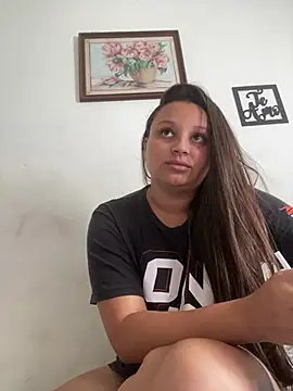 julia_moreira live webcam