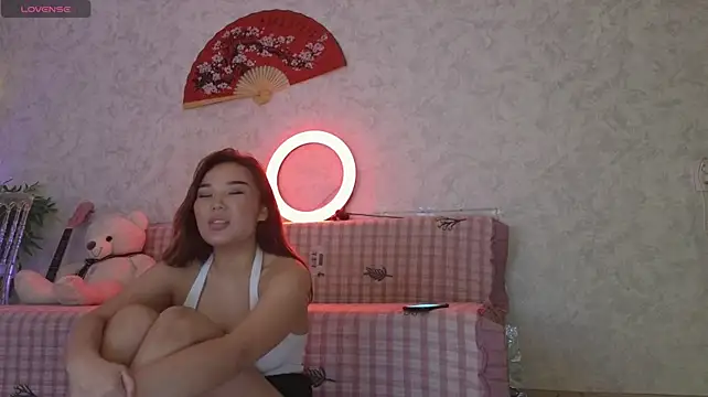 Liora_rei webcam