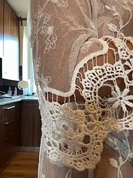 Hotmomcheckk_
