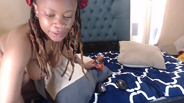 EssenceChubby webcam