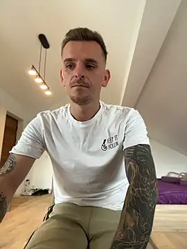Huge_cock22cm avatar