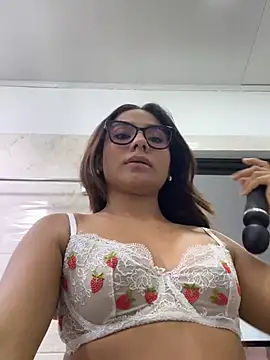 amira_cute2