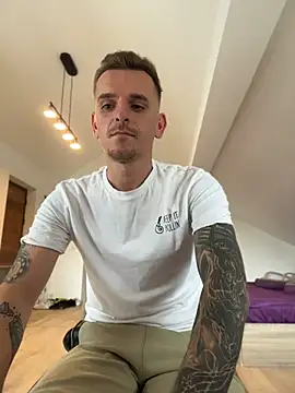 huge_cock22cm (Ask my age) - Let's have fun