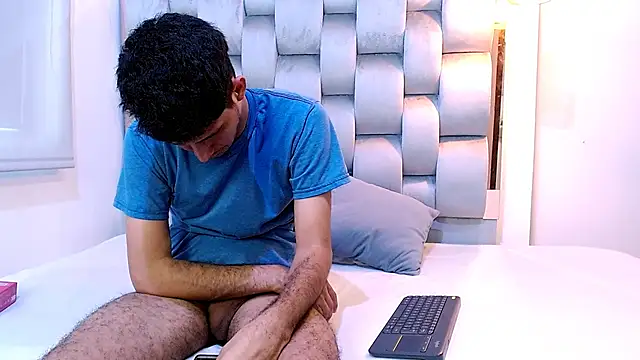Lucas_Dream webcam
