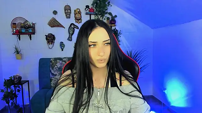 MonicaLowes webcam