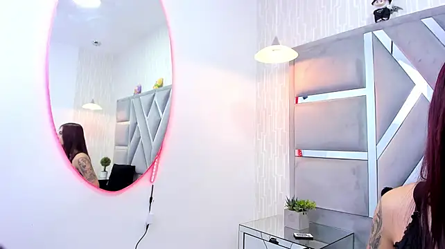 ArianaThomson webcam