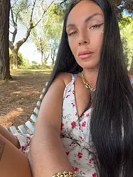Partenope_Girl webcam