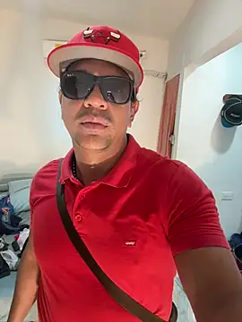 bigdick211292 webcam