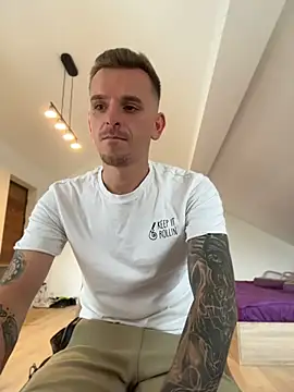 huge_cock22cm (Ask my age) - Let's have fun