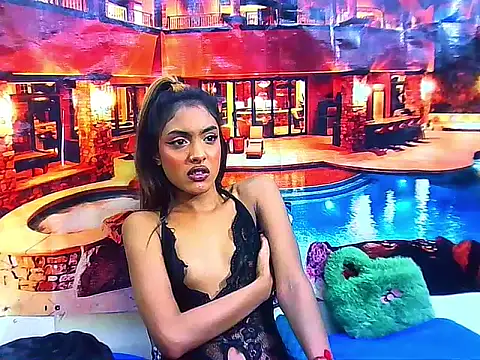 IndianPretty14u2Luv webcam