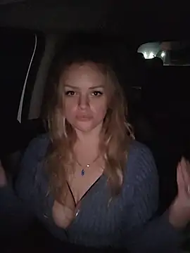Bridgette03's live cam