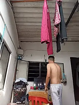 CHARLESLAMONDA live cam on StripChat