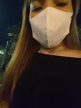 Baby-Linh live cam on StripChat