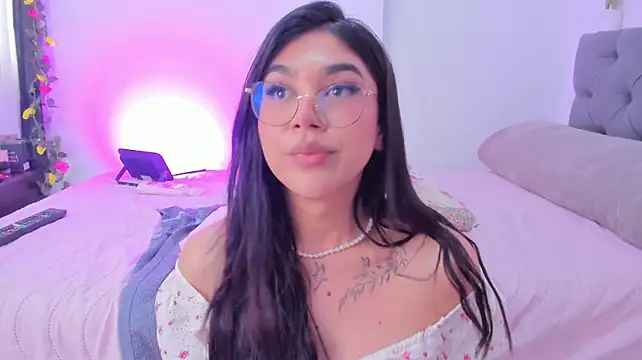 RoseCassie webcam