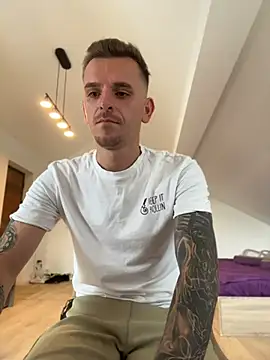 huge_cock22cm (Ask my age) - Let's have fun