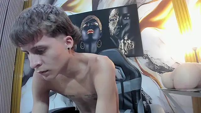 mono_blonde (M twink) - Use my new toy.